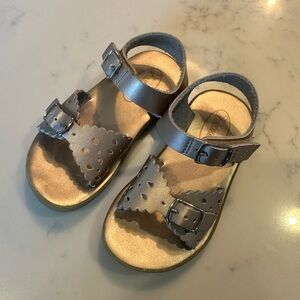 Footmates Ariel Leather Sandal in Rose Gold size 7